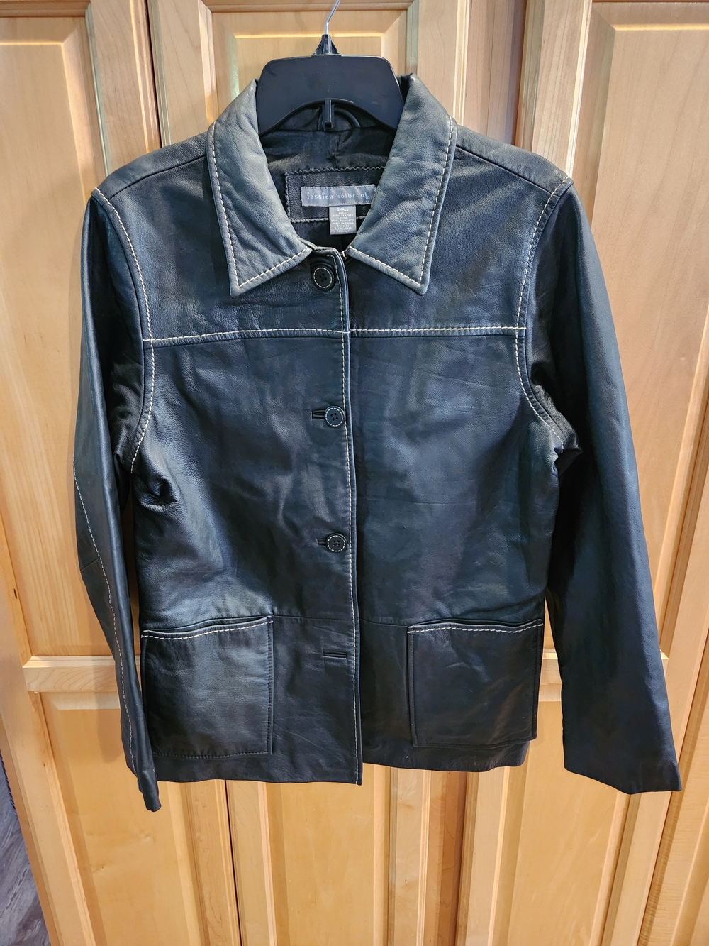Women's Black Leather Button-Front Jacket with Notch Collar